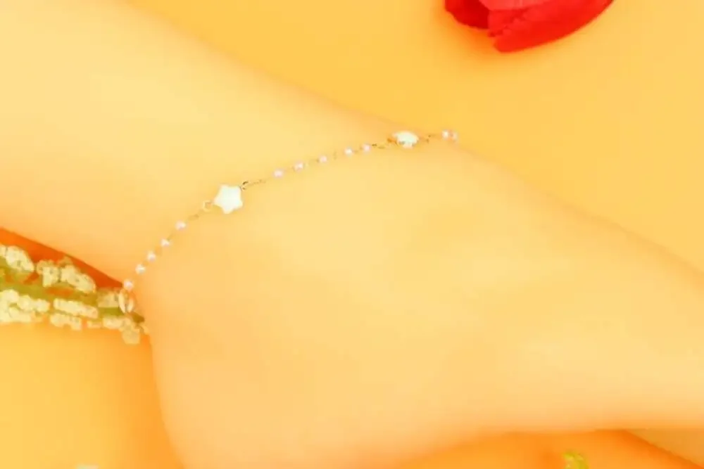 Handmade anklet delicate